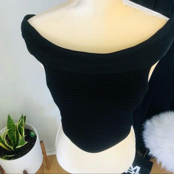 French Connection‎ Odelia Off Shoulder Crop Top, Black, Size Medium, NWT - Picture 14 of 15